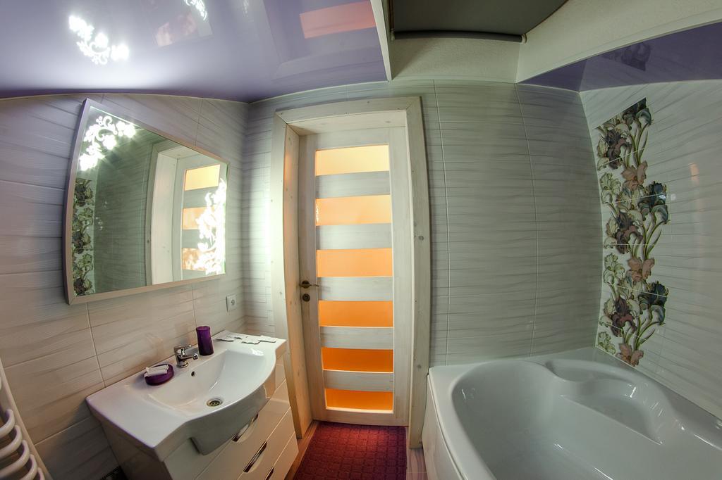 Diamond De Luxe Apartment Kolomiya Exterior photo