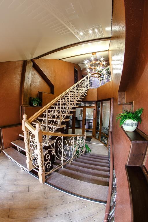 Diamond De Luxe Apartment Kolomiya Exterior photo