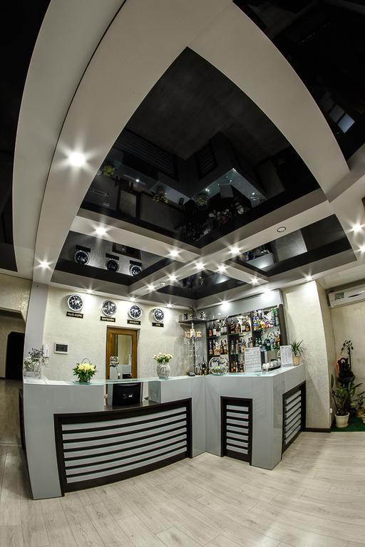 Diamond De Luxe Apartment Kolomiya Exterior photo