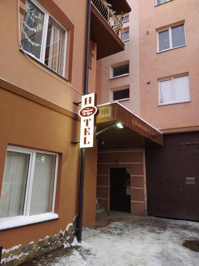 Diamond De Luxe Apartment Kolomiya Exterior photo