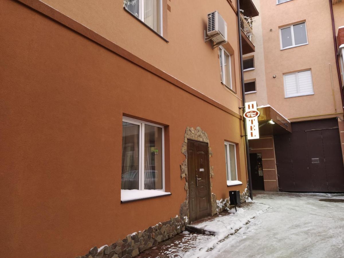 Diamond De Luxe Apartment Kolomiya Exterior photo
